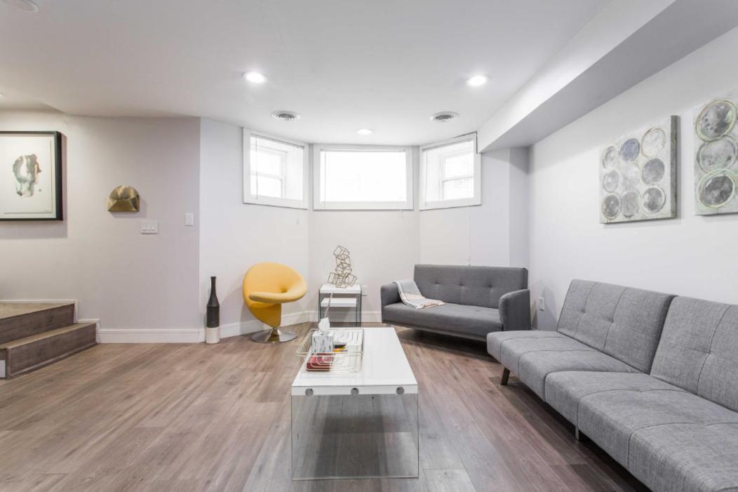 The Double Play - 1 Min Walk To Wrigley! Spacious 2Br - Perfect For Cubs Fans! Chicago Bagian luar foto