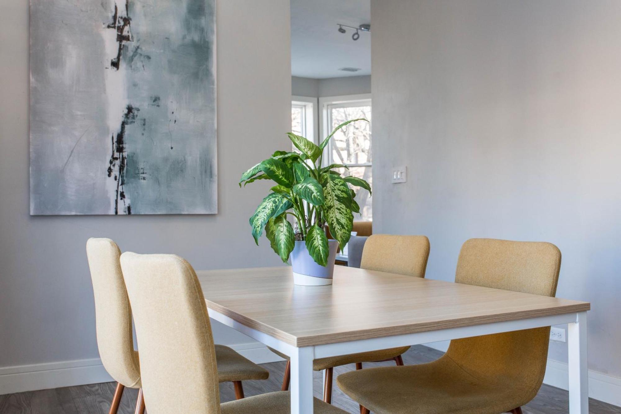 The Double Play - 1 Min Walk To Wrigley! Spacious 2Br - Perfect For Cubs Fans! Chicago Bagian luar foto