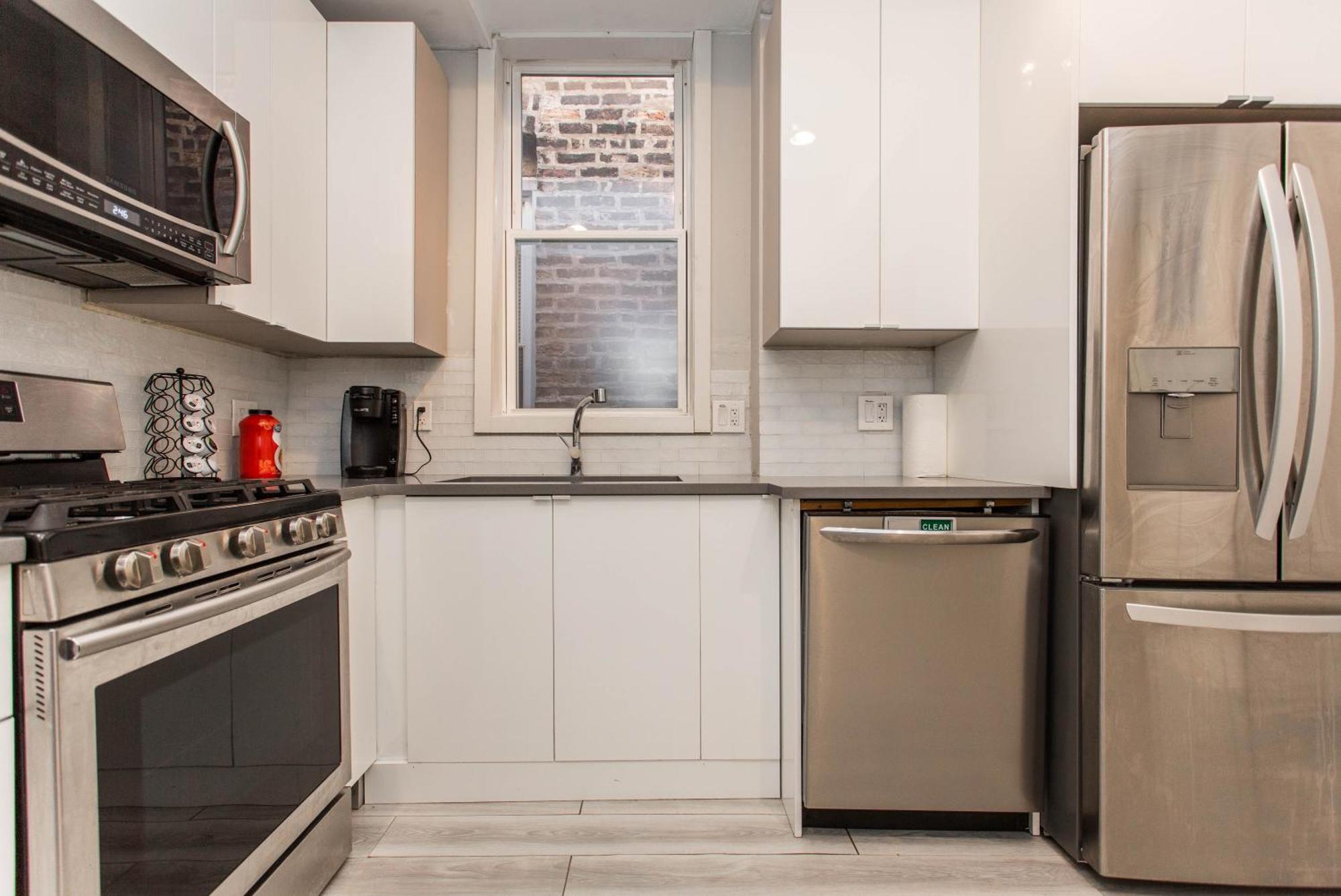 The Double Play! 1 Min Walk To Wrigley - 2Br - Perfect For Cubs Fans Chicago Bagian luar foto